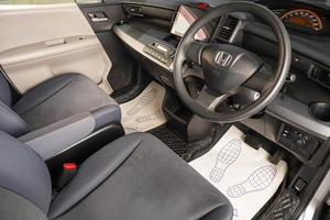 Минивэн Honda Freed 2009 года, 1269000 рублей, Тюмень