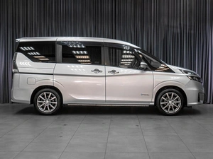 Минивэн Nissan Serena 2018 года, 2299000 рублей, Тюмень