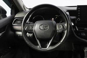 Седан Toyota Camry 2021 года, 4149000 рублей, Новосибирск