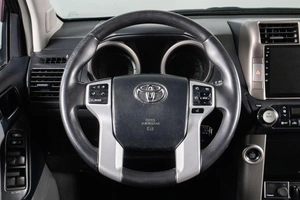 Внедорожник Toyota Land Cruiser Prado 2012 года, 3319000 рублей, Сургут