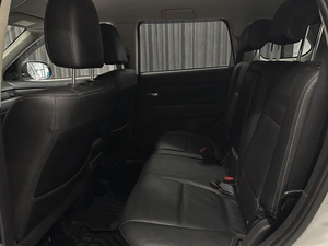 Внедорожник Mitsubishi Outlander 2016 года, 1689000 рублей, Красноярск