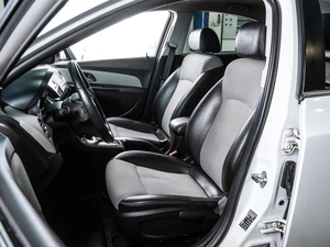 Седан Chevrolet Cruze 2014 года, 820000 рублей, Волгоград