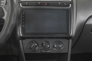 Седан Volkswagen Polo 2011 года, 599000 рублей, Кемерово