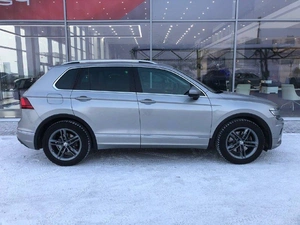 Внедорожник Volkswagen Tiguan 2019 года, 2795000 рублей, Солонцы