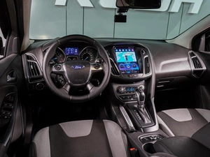 Хетчбэк Ford Focus 2011 года, 1049000 рублей, Воронеж