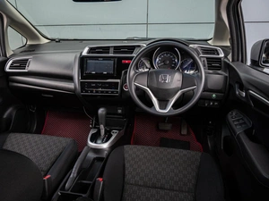 Хетчбэк Honda Fit 2015 года, 920000 рублей, Краснодар