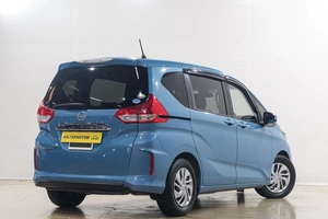 Минивэн Honda Freed 2019 года, 1629000 рублей, Новокузнецк