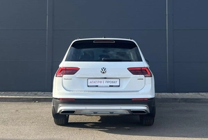 Внедорожник Volkswagen Tiguan 2019 года, 2790000 рублей, Солонцы