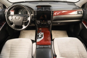Седан Toyota Camry 2012 года, 1339000 рублей, Челябинск