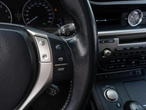 Седан Lexus ES 2013 года, 2299000 рублей, Саратов