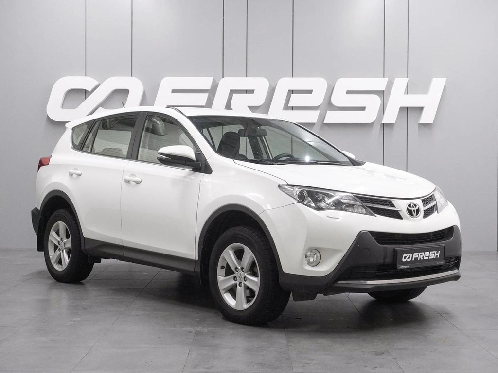 Внедорожник Toyota RAV4 2014 года, 1749000 рублей, Воронеж