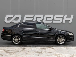 Седан Volkswagen Passat 2009 года, 925000 рублей, Краснодар