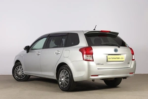 Универсал Toyota Corolla Fielder 2014 года, 1159000 рублей, Новосибирск