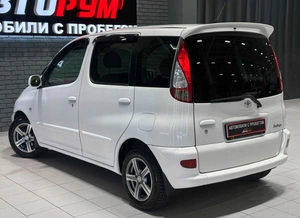 Минивэн Toyota Funcargo 2005 года, 540000 рублей, Красноярск