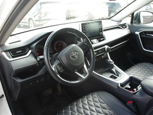 Внедорожник Toyota RAV4 2021 года, 3185000 рублей, Владимир
