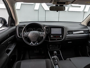 Внедорожник Mitsubishi Outlander 2021 года, 2370000 рублей, Краснодар