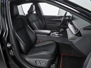 Седан Toyota Camry 2025 года, 4825000 рублей, Воронеж