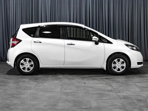 Хетчбэк Nissan Note 2019 года, 1319000 рублей, Тюмень