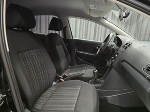 Седан Volkswagen Polo 2015 года, 899000 рублей, Красноярск