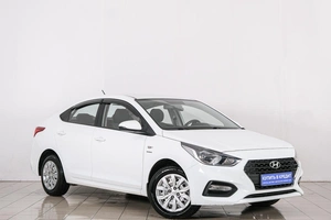 Седан Hyundai Solaris 2019 года, 1649000 рублей, Красноярск