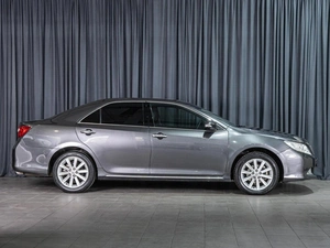 Седан Toyota Camry 2013 года, 1629000 рублей, Волгоград