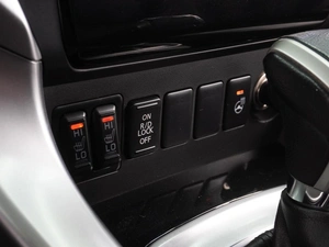 Внедорожник Mitsubishi Pajero Sport 2017 года, 3180000 рублей, Воронеж