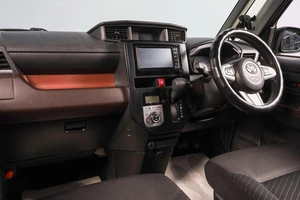 Минивэн Toyota Roomy 2020 года, 1299000 рублей, Новосибирск