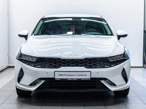 Седан Kia K5 2022 года, 2990000 рублей, Красноярск