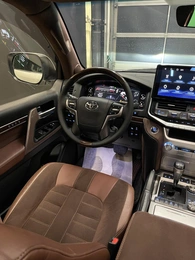 Внедорожник Toyota Land Cruiser 2016 года, 4890000 рублей, Красноярск