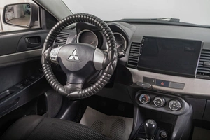 Седан Mitsubishi Lancer 2012 года, 859000 рублей, Томск