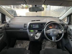 Минивэн Toyota Wish 2008 года, 987000 рублей, Солонцы