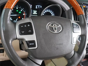 Внедорожник Toyota Land Cruiser 2013 года, 3819000 рублей, Воронеж