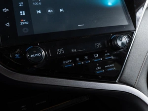 Седан Toyota Camry 2019 года, 2199000 рублей, Волгоград