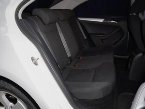 Седан Volkswagen Jetta 2017 года, 1199999 рублей, Тверь