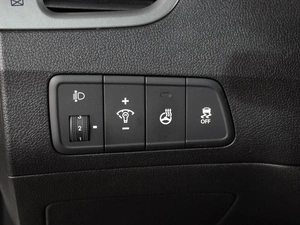 Седан Hyundai Elantra 2015 года, 1579000 рублей, Воронеж