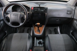 Внедорожник Hyundai Tucson 2005 года, 699000 рублей, Омск
