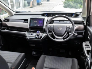 Минивэн Honda Freed+ 2017 года, 1299000 рублей, Краснодар