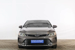 Седан Toyota Camry 2016 года, 1959000 рублей, Тюмень