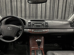 Седан Toyota Camry 2005 года, 845000 рублей, Красноярск