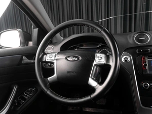 Седан Ford Mondeo 2012 года, 699000 рублей, Тюмень
