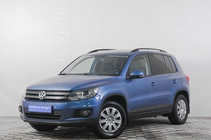 Внедорожник Volkswagen Tiguan 2011 года, 1289000 рублей, Кемерово