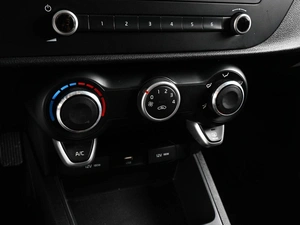 Хетчбэк Kia Rio X 2022 года, 1829000 рублей, Ростов-на-Дону