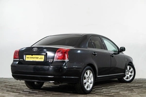 Седан Toyota Avensis 2005 года, 599000 рублей, Сургут