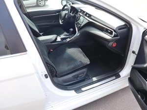 Седан Toyota Camry 2018 года, 2900000 рублей, Железногорск