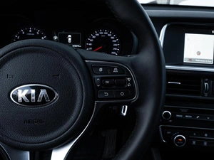 Седан Kia Optima 2017 года, 1660000 рублей, Ставрополь