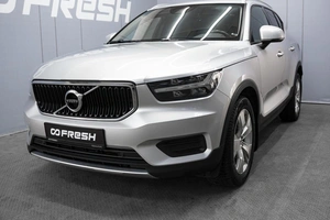 Внедорожник Volvo XC40 2018 года, 2550000 рублей, Омск