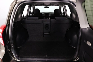 Внедорожник Toyota RAV4 2011 года, 1659000 рублей, Пермь
