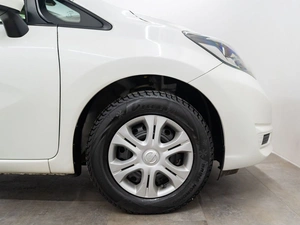 Хетчбэк Nissan Note 2018 года, 997000 рублей, Красноярск