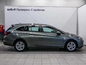 Универсал Opel Astra 2019 года, 1670000 рублей, Красноярск