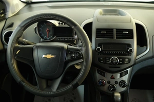 Седан Chevrolet Aveo 2012 года, 789000 рублей, Омск